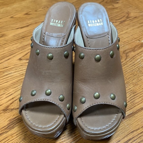 Stuart Weitzman Sequoia Studded Clog in Mousse Buff Calf size 8 made in Spain - Picture 2 of 8